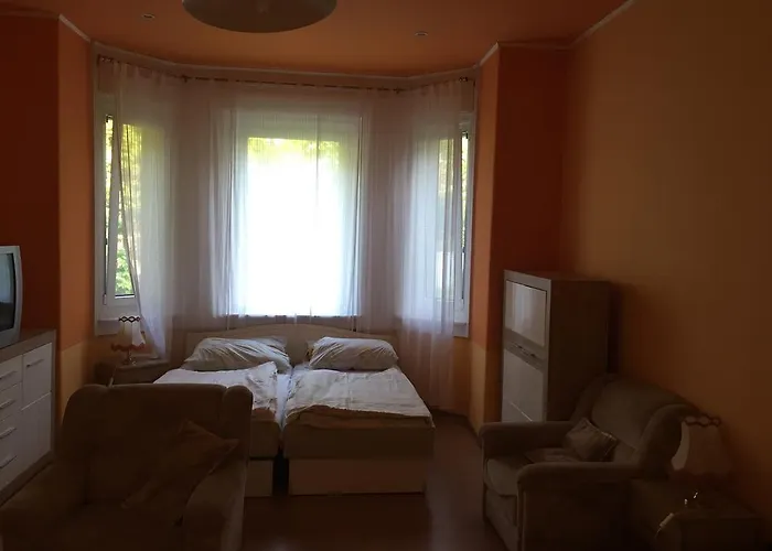 Palma Apartmanhaz 4* Шиофок